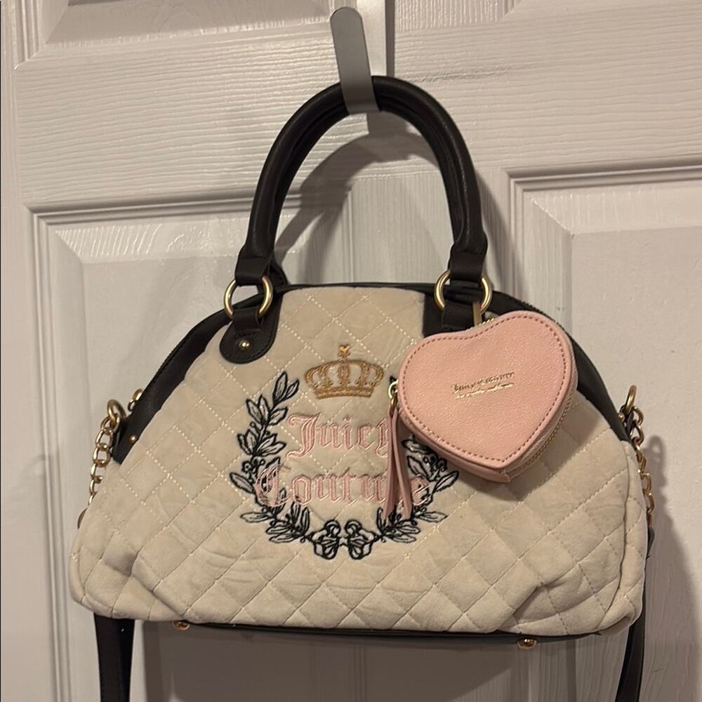 BNWT JUICY COUTURE Heritage Quilted Ivory Viral Handbag